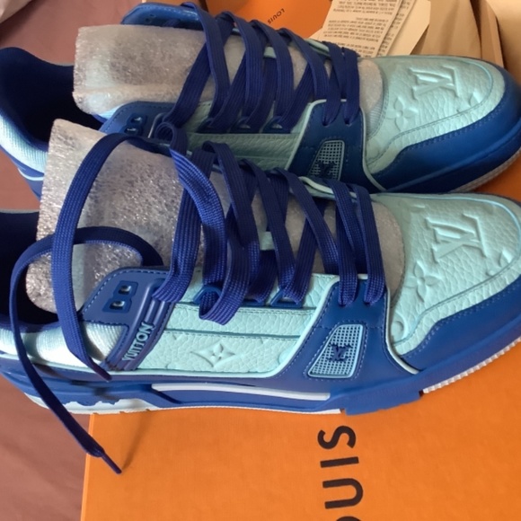 Louis Vuitton sneakers - Picture 4 of 13